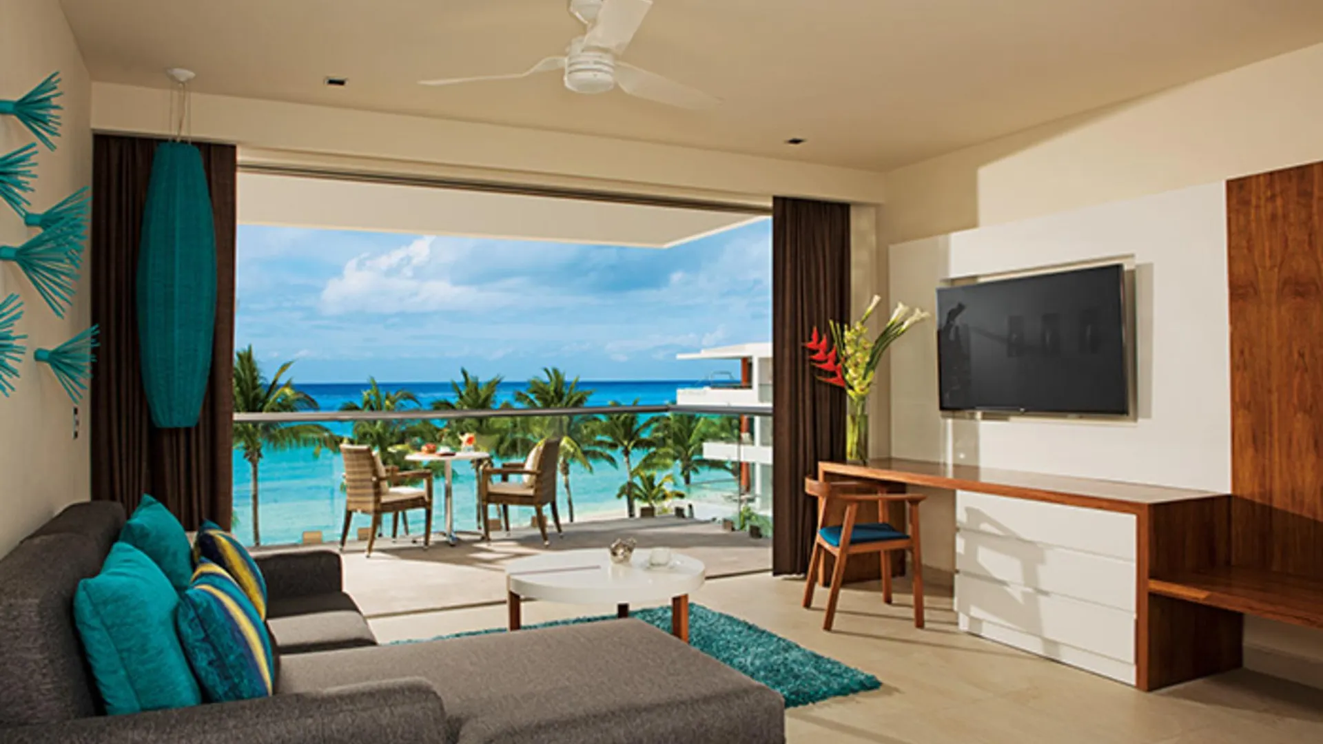 Resort Secrets Aura Cozumel - Adults Only Hotel