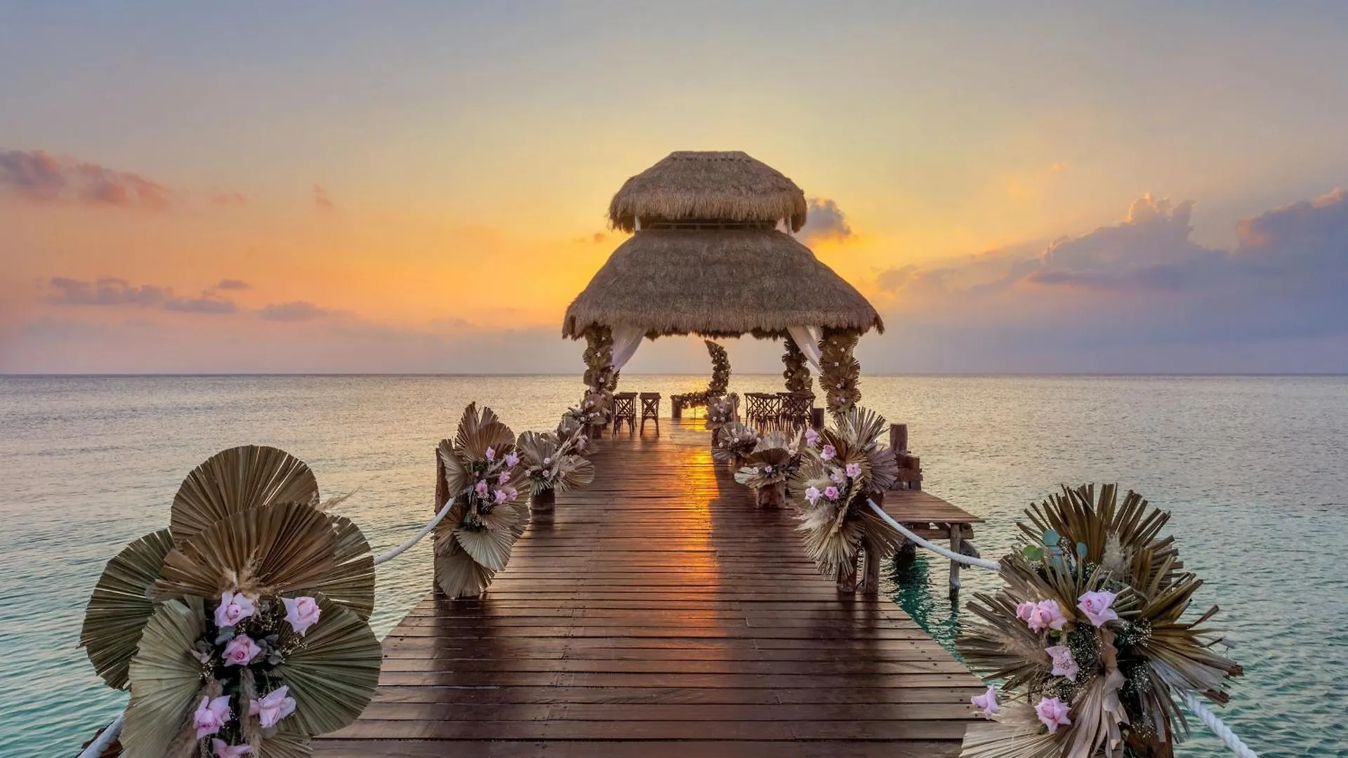 Secrets Aura Cozumel - Adults Only Hotel Resort