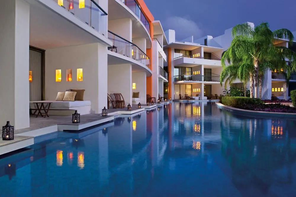 Resort Hotel Secrets Aura Cozumel - Adults Only